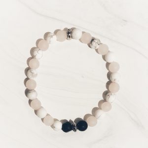 Alternating howlite and rose