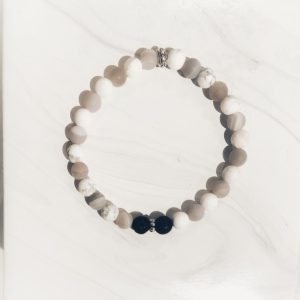 alternating grey agate and howlite